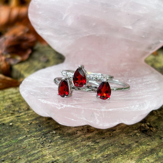 Garnet Teardrop 925 Sterling Silver Ring